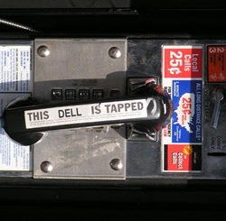 Tapped_dell_250